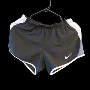 🖤Nike dri-fit shorts🖤